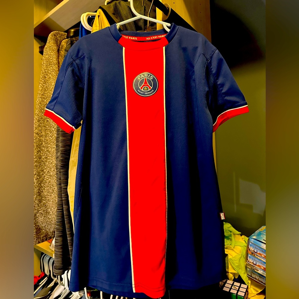 Paris St - Germaine jersey replica size 10-12